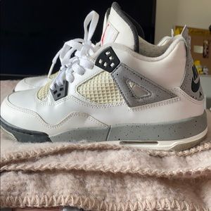 Jordan 4
